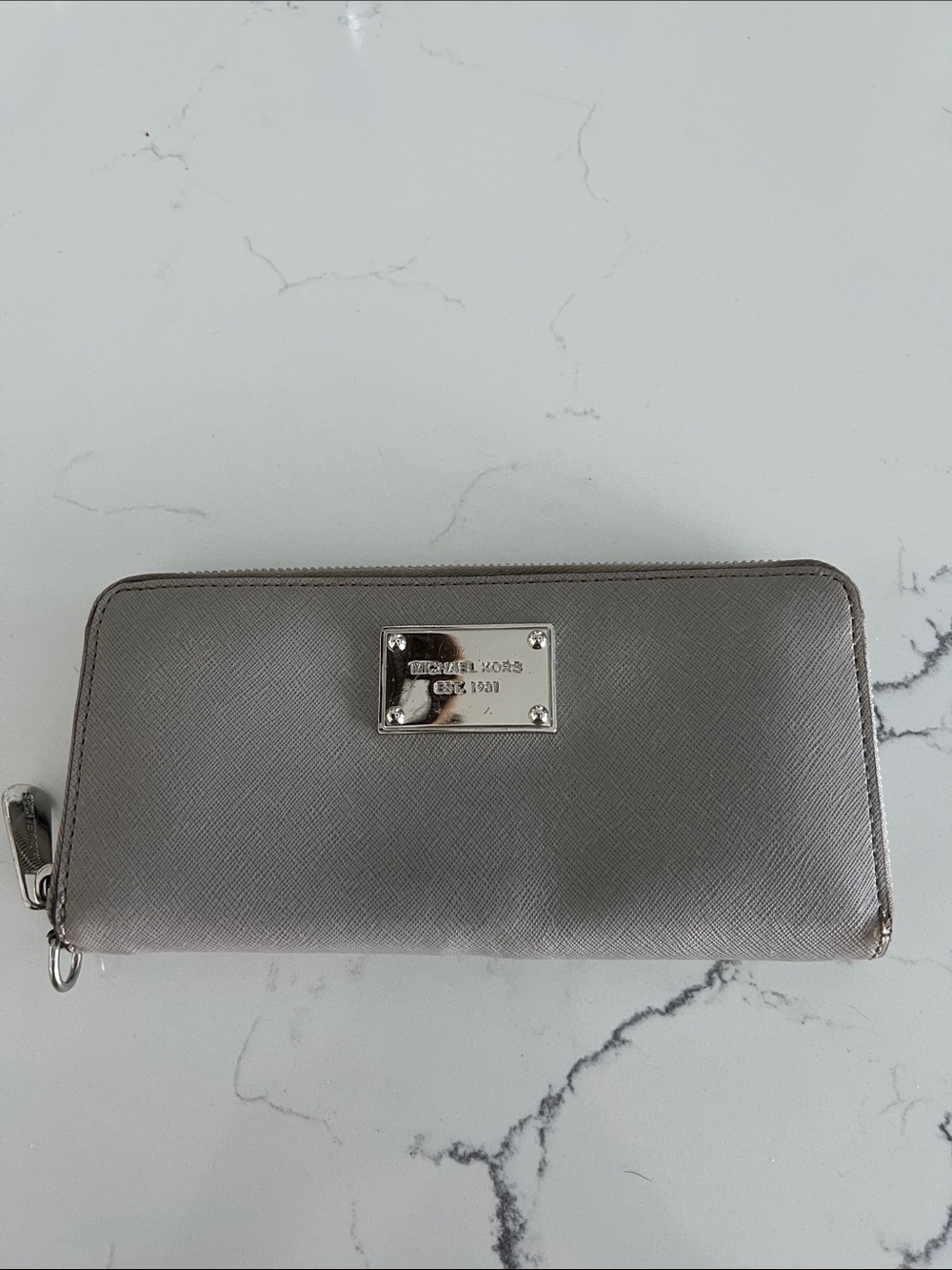 Michael Kors Metallic Silver Saffiano Zip Wallet